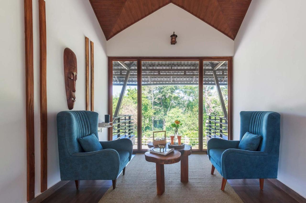 Coffee & Mist Luxury Villa- Comp Breakfast, Pool, Lounge, And Coffee Estate By Stayvista Madikeri Exterior photo